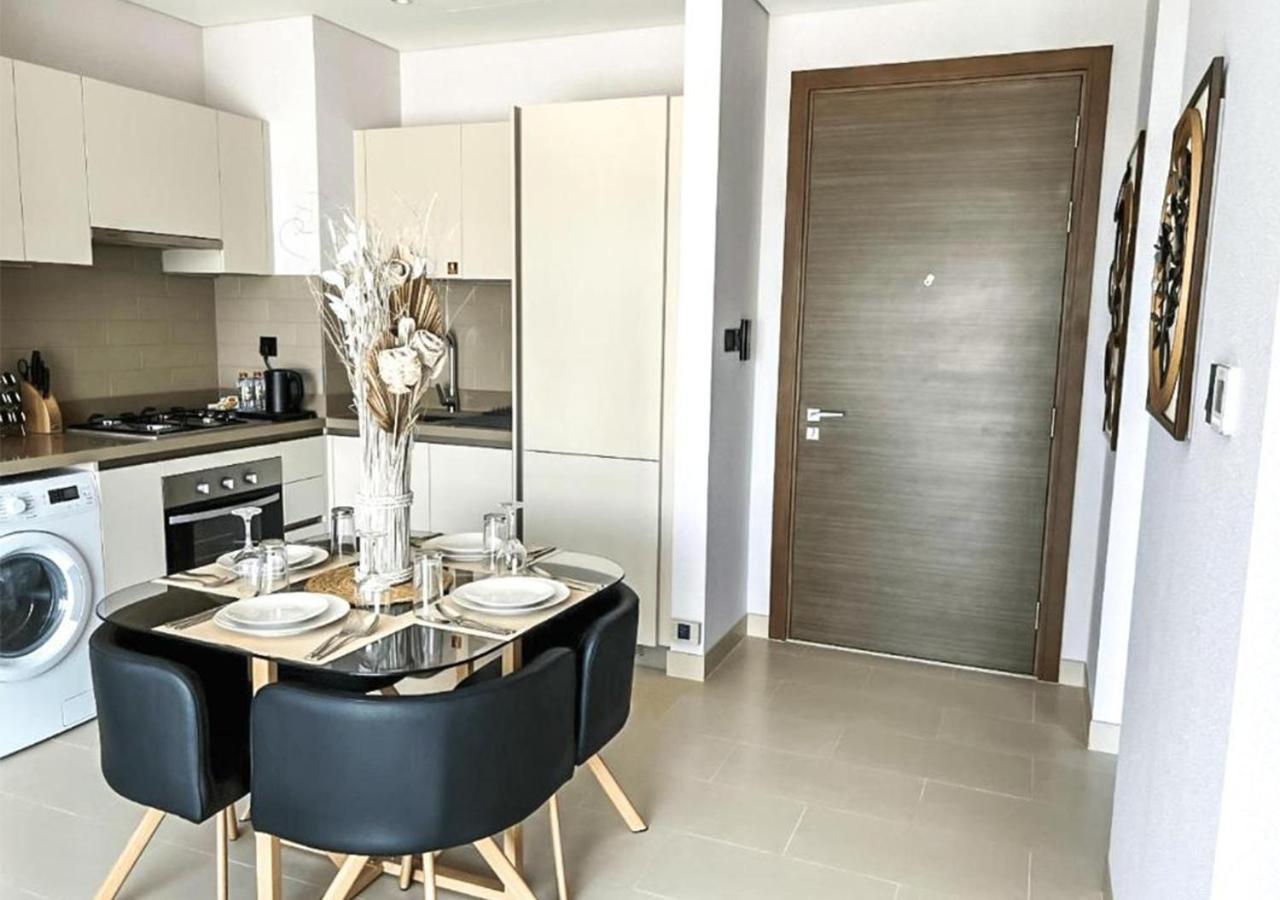 Stay By Latinem Luxury 2Br Holiday Home Cv B609 Near Burj Khalifa Dubai Exterior foto