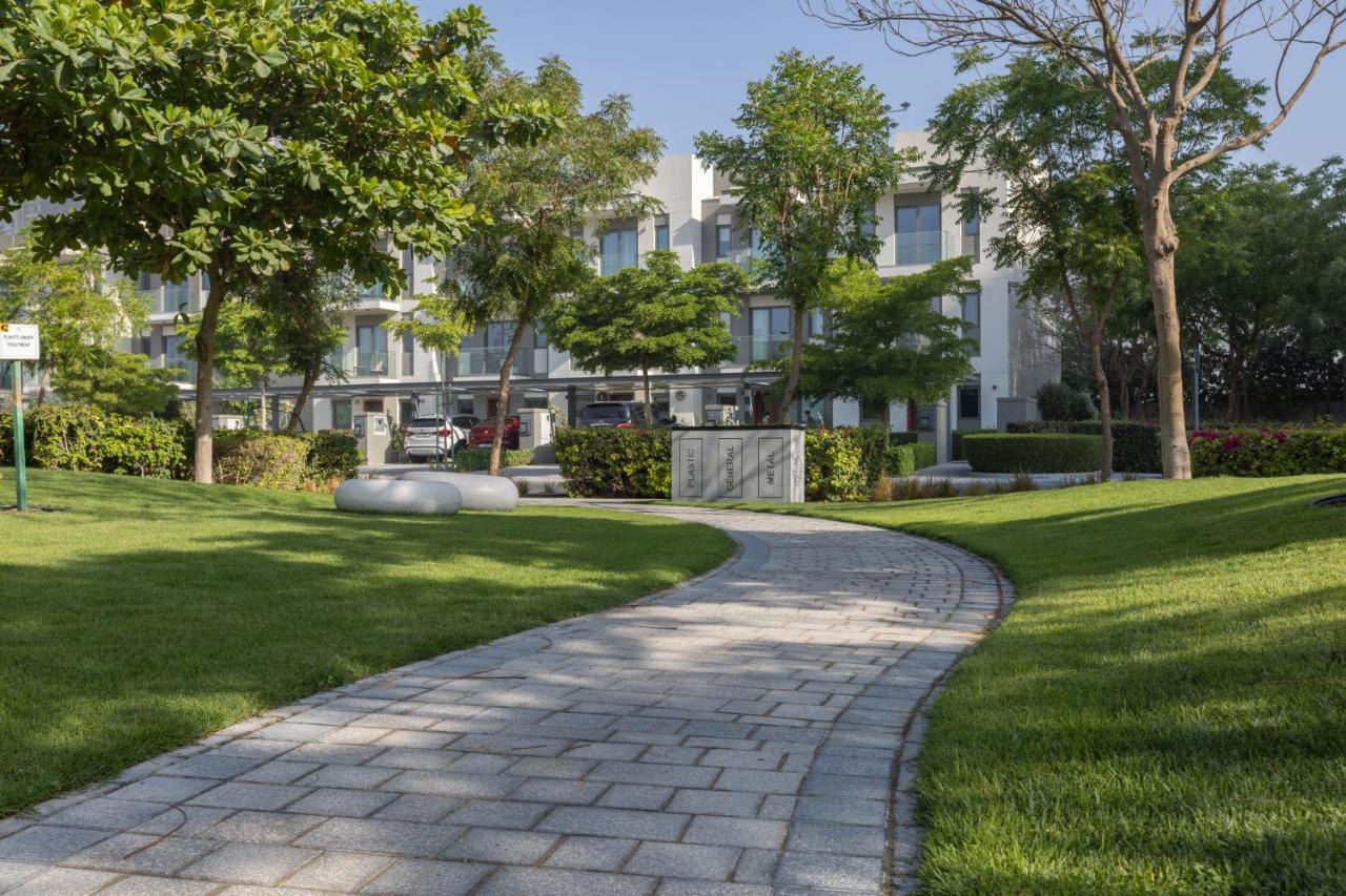 Stay By Latinem Luxury 2Br Holiday Home Cv B609 Near Burj Khalifa Dubai Exterior foto